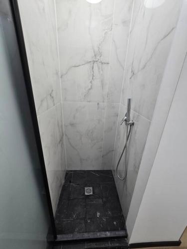 Ryo 38 דירת נופש מושלמת מרחק 5 דקות מחוף הים, Bat Yam (Foto 6)
