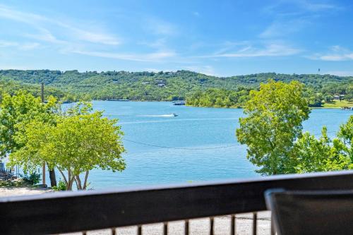 2 Decks Overlooking Launch Pad-Free Daily Tickets-Great Location with Community Amenities! in Kimberling City, USA