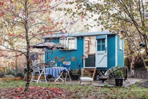 The Holcombe Hut, Ridgefield House - Bristol