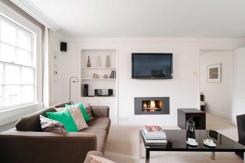 Stylish three bedroom apartment in heart of city, Bath (zdjęcie 8)