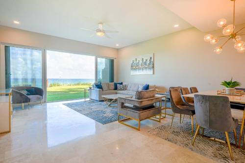 Highland Beach Palace