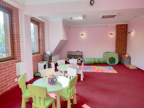 Hotel Szymbark - image 3
