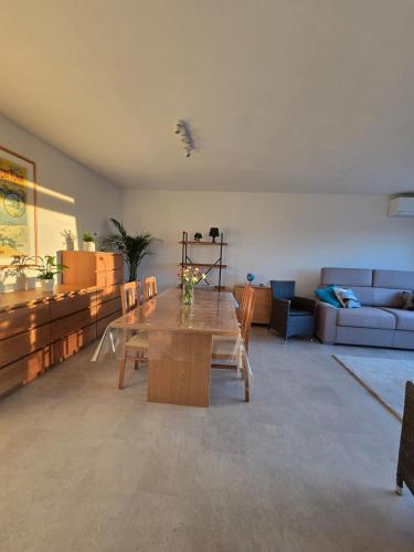 Fasilitas, Cozy apartment with sea view and parking place in Bredene