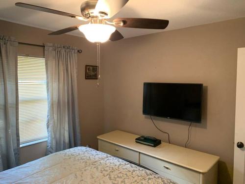 Home Away From Home! Minutes to Universal & Disney in Orlando, USA