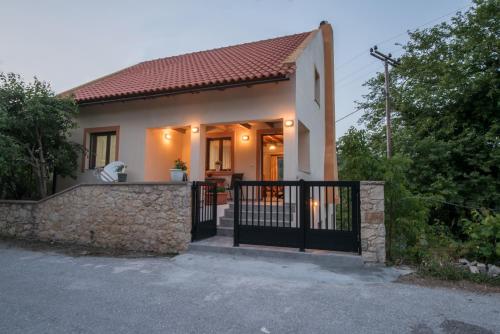 Athina's House gîte à louer Vourdhouvás