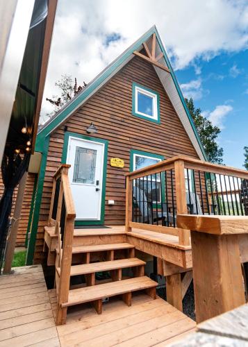 . Hillside Haven 1 Bedroom with Hot Tub