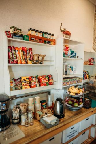 Üzletek, Hotel Las Palmas in Verdugo