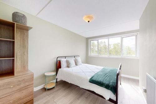 Canal view 2BD flat - Regents Park!, Londres