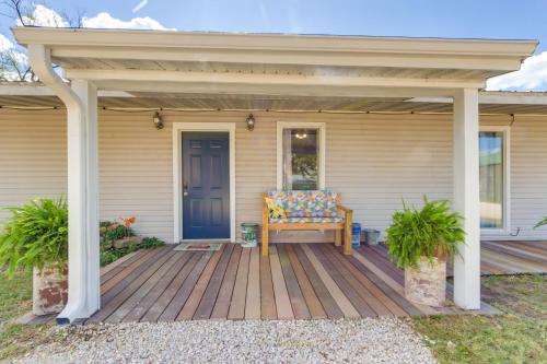 4 Mi to Pomme De Terre Lake: Large Home w/ Patio! in Galmey (MO)