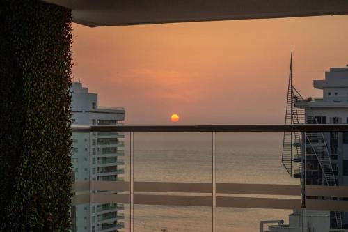 Cozy apartment next to the beach!