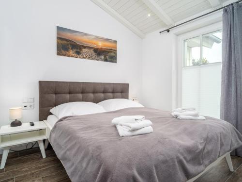 Apartment with Sea View image 10