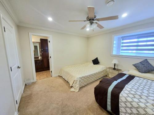 Deluxe Family Rooms in the best neighborhood in Surrey in Surrey, Canada