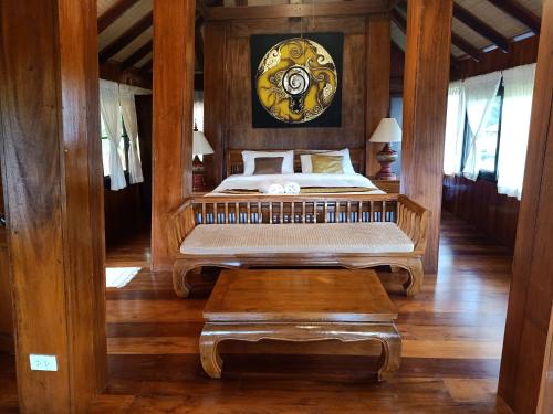 ห้องดีลักซ์เตียงใหญ่ (ผู้ใหญ่ 2 ท่าน + เด็ก 1 ท่าน) (Deluxe Double Room (2 Adults + 1 Child))