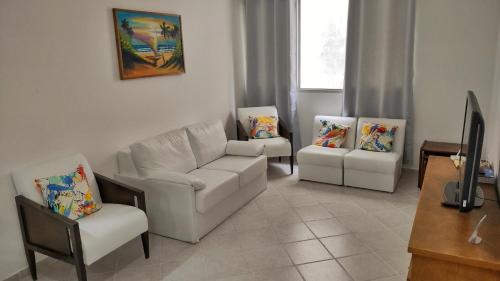 Apartamento Praia do Forte Cabo Frio até 8 pessoas – khách sạn tại Passagem