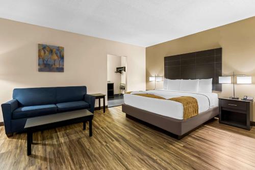 King Room with Sofa Bed and Walk In Shower