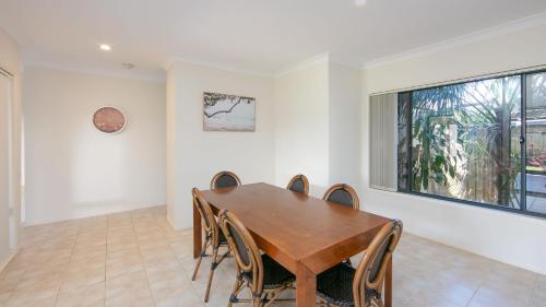 Holiday Home image 10