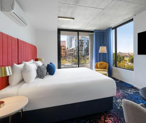 Oaks Melbourne St Kilda Road Hotel