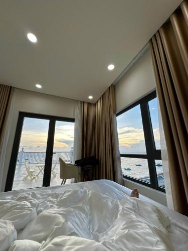 602138293 Island Sunset Hotel - Đảo Phú Quý