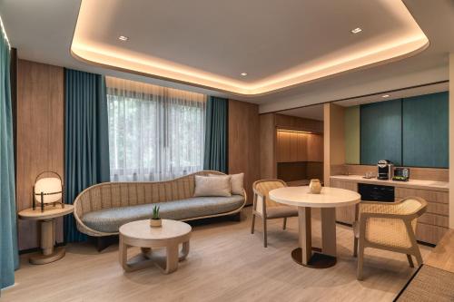 المرافق, Dusit Thani Krabi Beach Resort in كلونج موانج