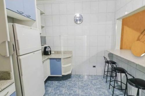 Casa mobiliada, ampla e arejada in Rio Pequeno