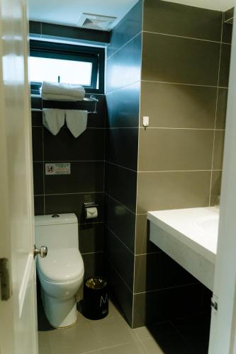 Superior Double or Twin Room image 10