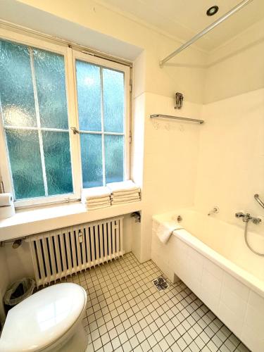 Economy Apartment with 2 bedrooms No Rhine River View  image 9