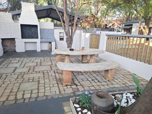 Cosy Cottage on Boom - Loadshedding Friendly Cosy Cottage on Boom - Loadshedding Friendly