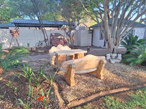 Cosy Cottage on Boom - Loadshedding Friendly Cosy Cottage on Boom - Loadshedding Friendly