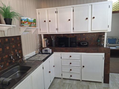 Cosy Cottage on Boom - Loadshedding Friendly Cosy Cottage on Boom - Loadshedding Friendly