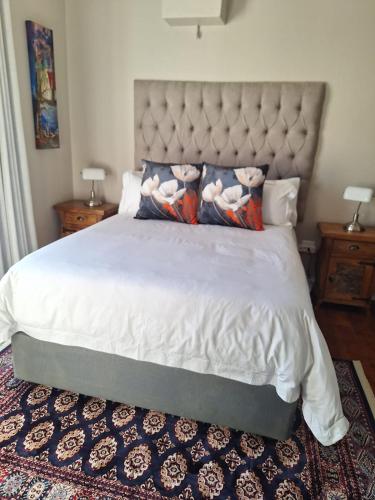 Cosy Cottage on Boom - Loadshedding Friendly Cosy Cottage on Boom - Loadshedding Friendly