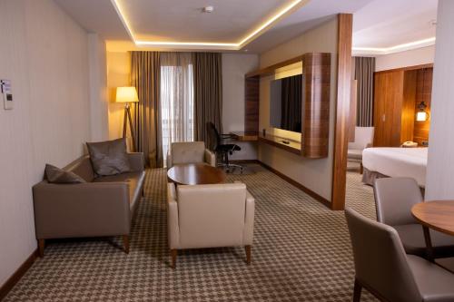 Suite image 4