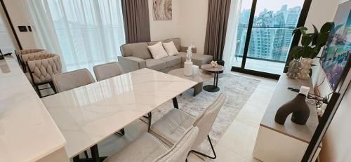 Premium 2br Apt Burj Khalifa View Pool Access, Дубай (фото 9)