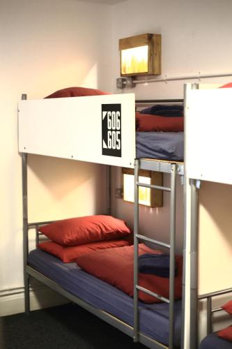 Central Backpackers - image 11