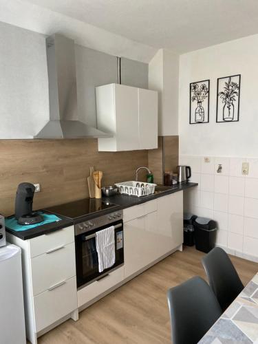 Ferienwohnung in Bad Wildungen, Erdgeschoß in Бад-Вильдунген