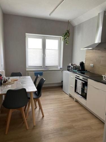 Ferienwohnung in Bad Wildungen, Erdgeschoß in Бад-Вильдунген