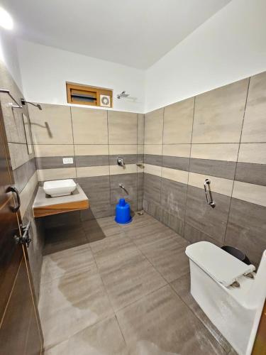 Rolax Tourist home – Thekkady, NE