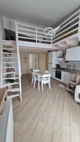 La casa delle rose 3 in Giba