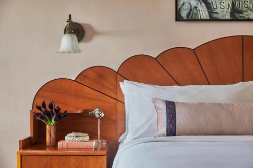 Graduate by Hilton Seattle - image 4