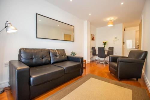 One-bedroom Loft Apartment  room in Grafton Street District Apartments