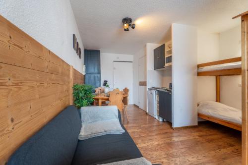 Ski In-Out - Heart of Val Thorens Cosy Apartment, WiFi near La Maison Val Thorens