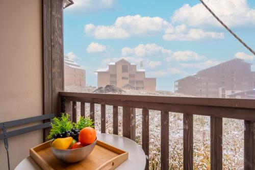 Exterior view, Ski In-Out - Heart of Val Thorens Cosy Apartment, WiFi near La Maison Val Thorens