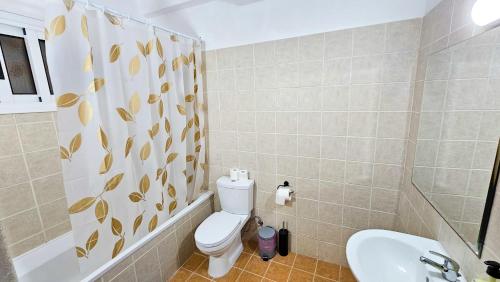 Sky Ward City Rooms, 150m from Chabad Lubavitch 5