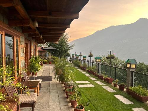 View, Himalyan Kothi Kais in Jana