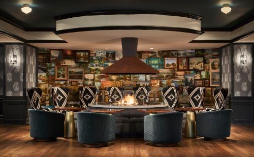 Graduate by Hilton Minneapolis near Mariucci Arena