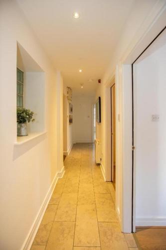 Two-Bedroom Loft Apartment image 3