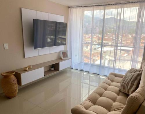 RentalsOP AN04 Apartamento con balcon cerca al CC Plaza Arrayanes Excelente vista
