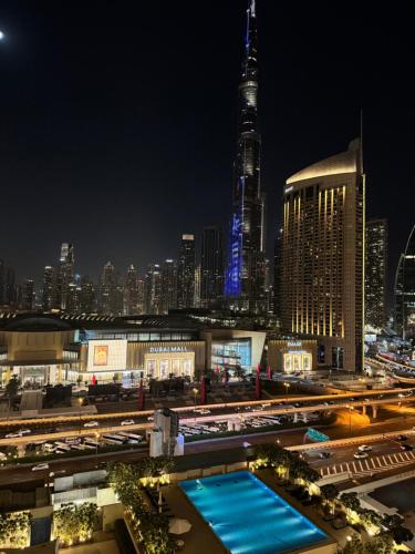 Premium 3BR plus Maids Burj Khalifa & Dubai Mall view, Dubái (foto 4)