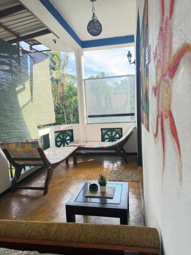 Deluxe Family Room image 8