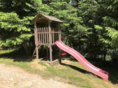 Laste mänguväljak, Beskýdek I (Beskydek I) in Staré Hamry
