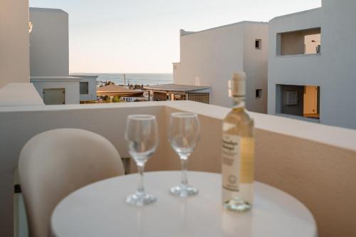 Mitos Suites - image 5